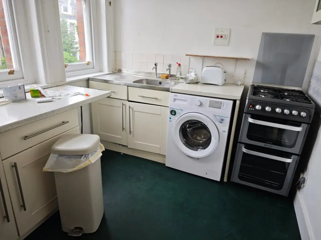 London NW6 kitchen before renovation