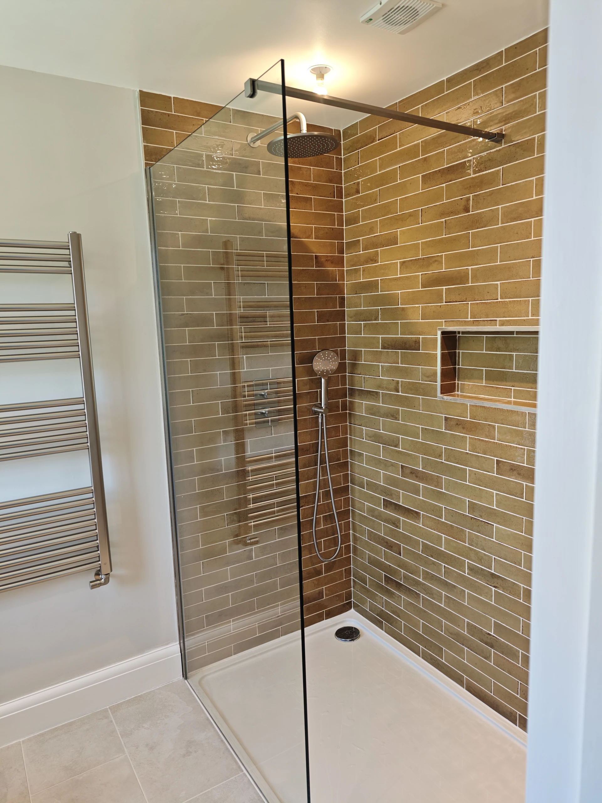 London N21 — Walk-in shower and glass screen