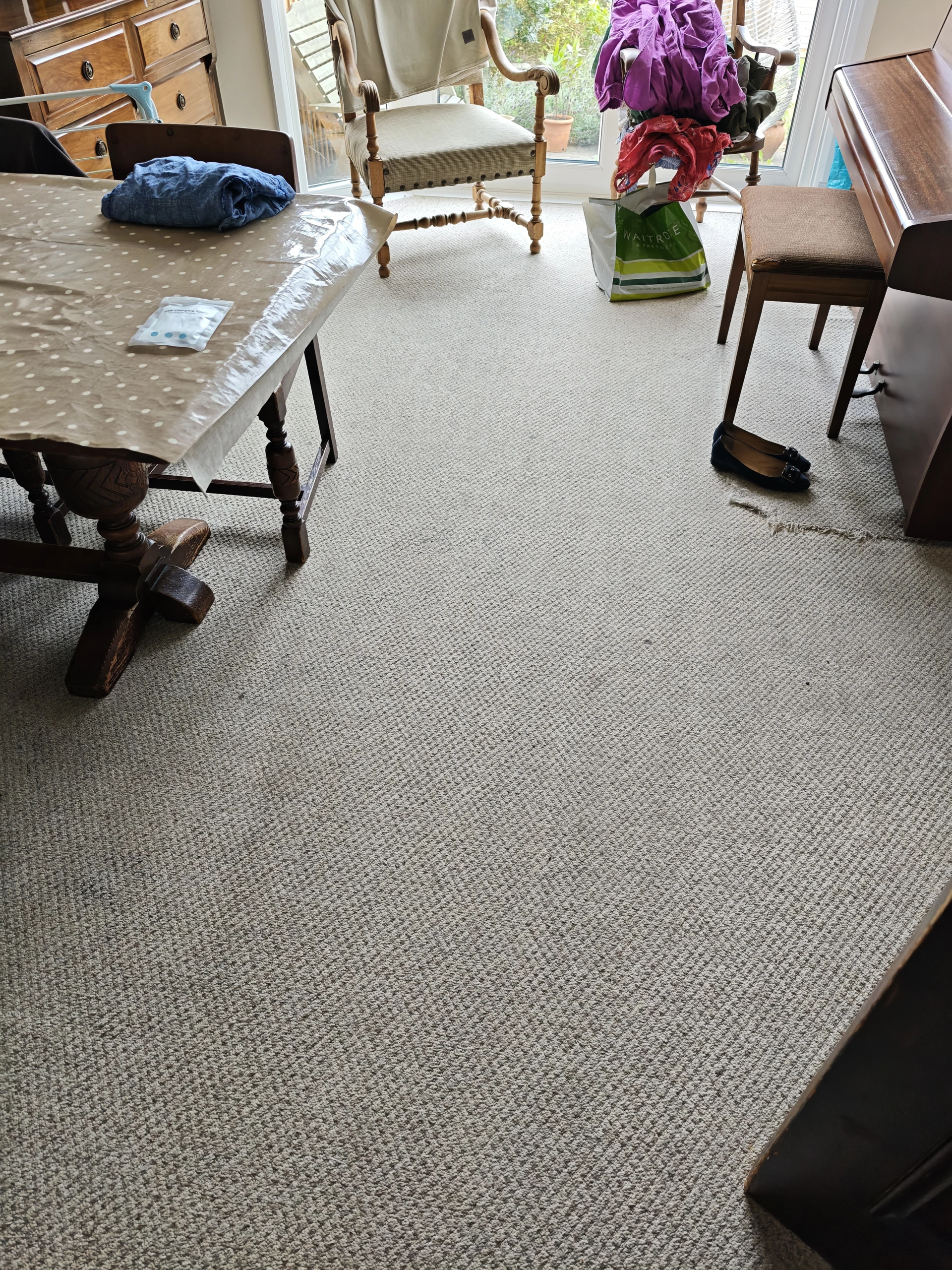 London N11 — the floor before