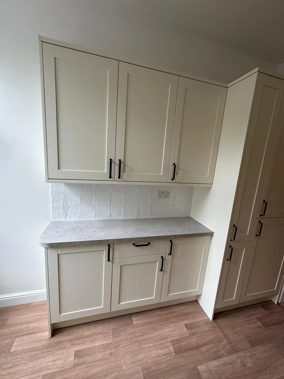London N3 — Worktop and fitted storage