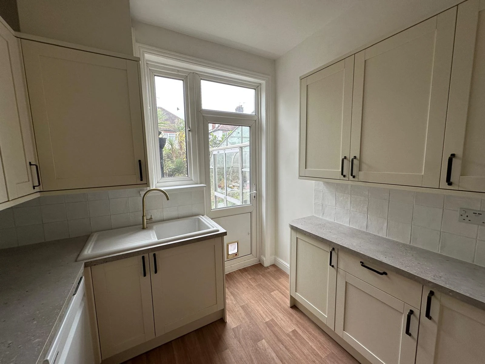 London N3 — Kitchen renovation & under-stairs WC