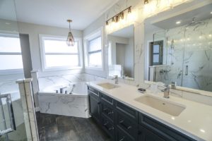 bathroom, luxury bathroom, white-3689922.jpg